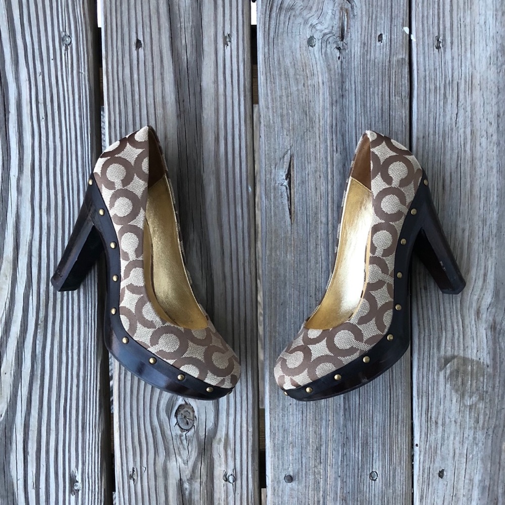 Signature Coach heels